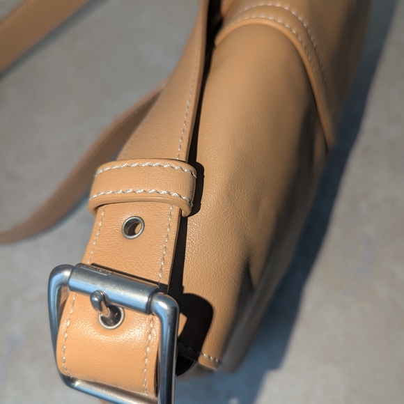 COACH 9848 Vintage Legacy Flap Tan Leather Shoulder Bag
